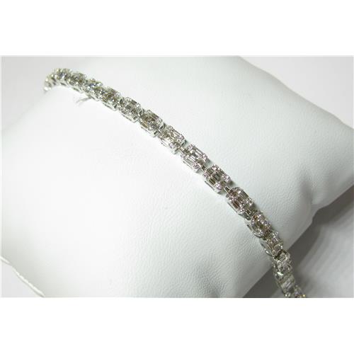 Ladies18k Emerald Cut  Diamond Bracelet - B0179